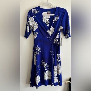 Vince Camuto Blue Wrap Short Dress with V-Neck